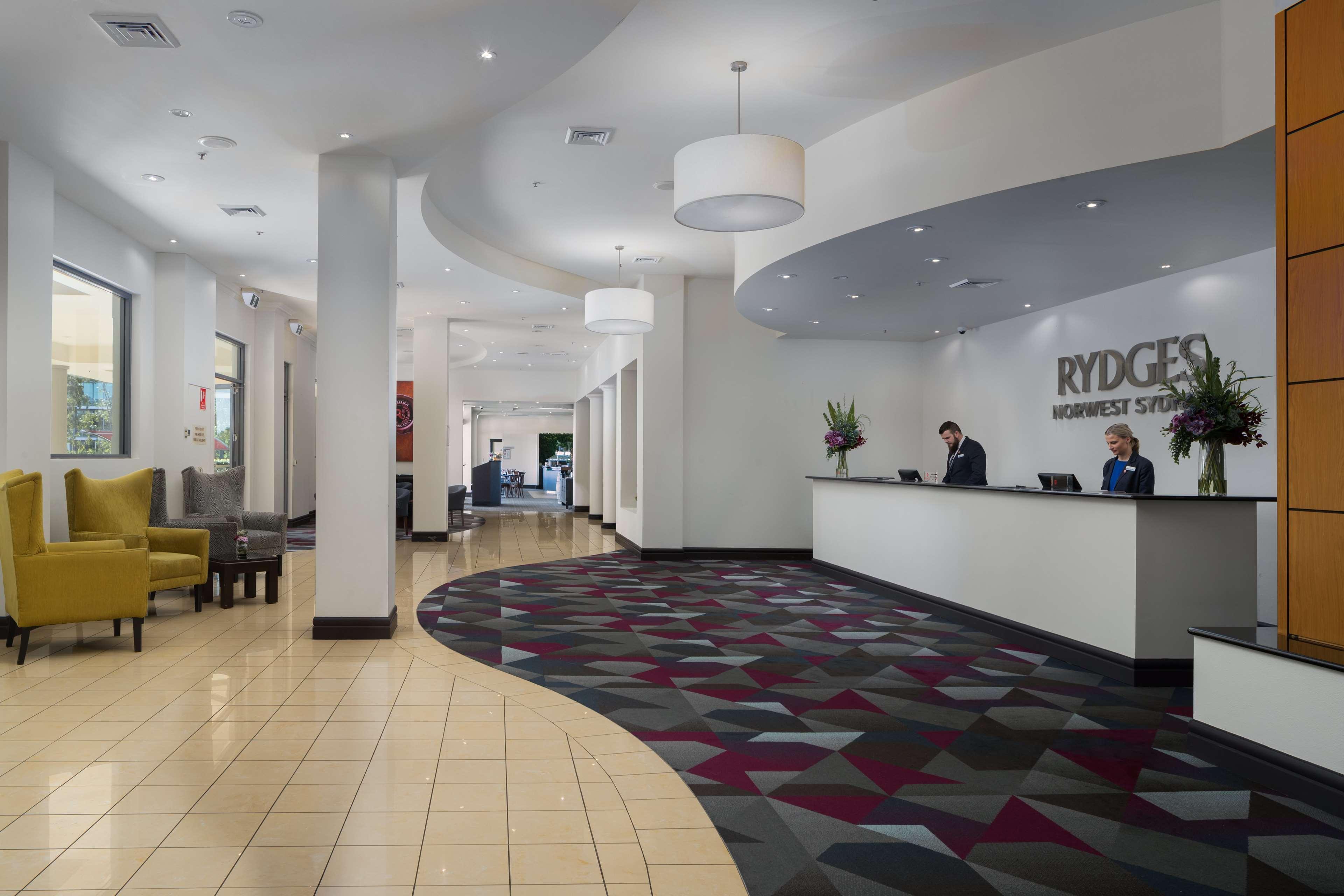 Visy Dior Hotel Baulkham Hills Exterior photo