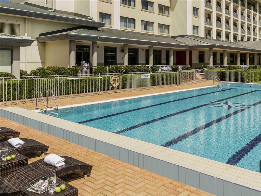 Visy Dior Hotel Baulkham Hills Exterior photo
