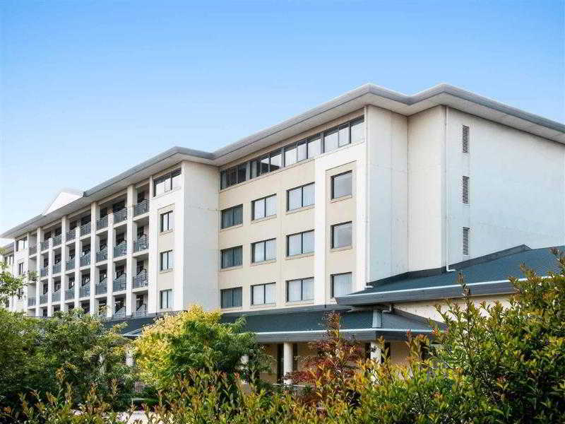Visy Dior Hotel Baulkham Hills Exterior photo
