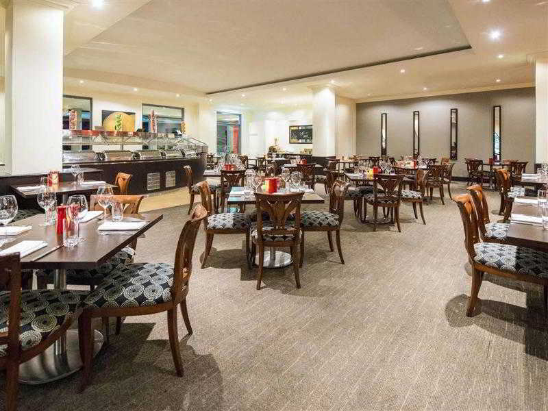 Visy Dior Hotel Baulkham Hills Exterior photo